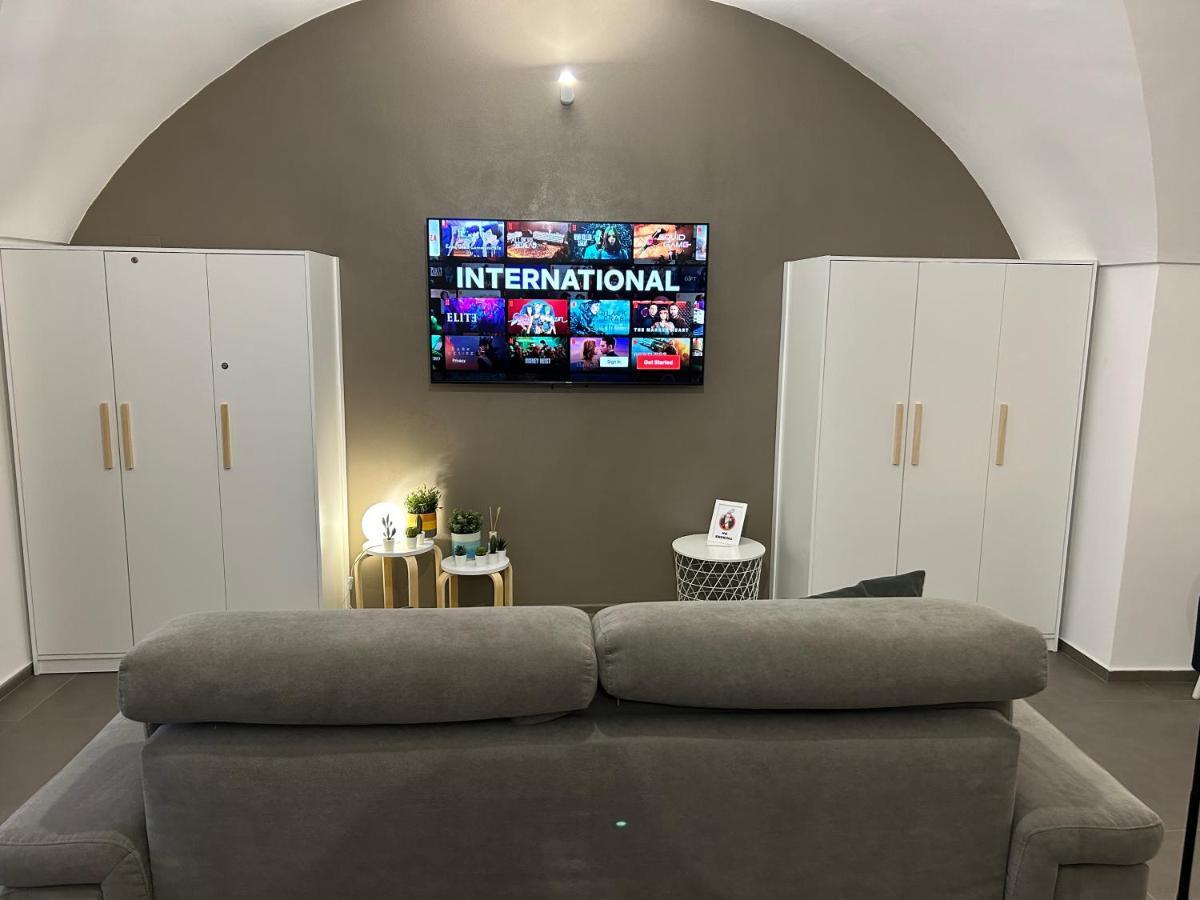 Archome Luxury Apartment Бриндизи Экстерьер фото