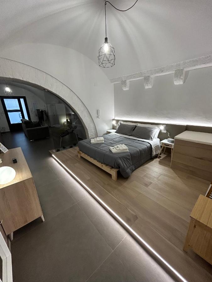 Archome Luxury Apartment Бриндизи Экстерьер фото