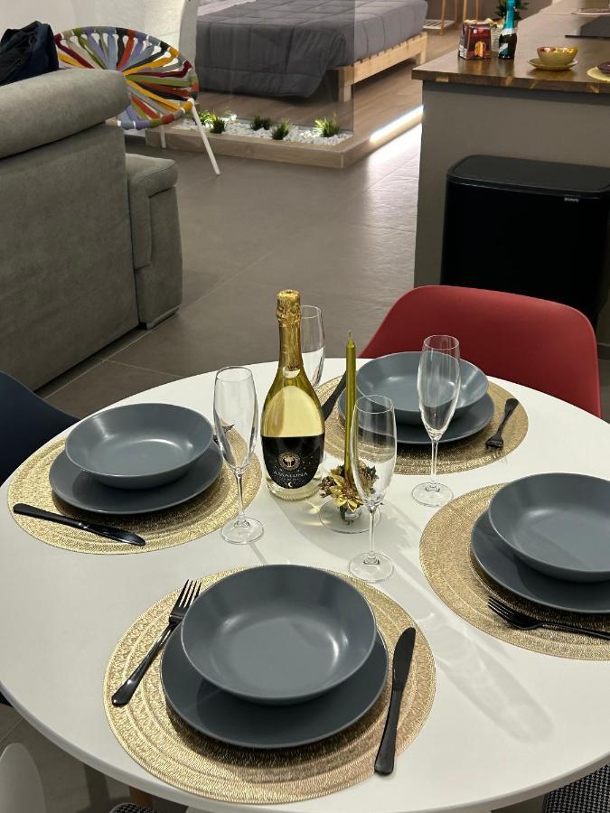 Archome Luxury Apartment Бриндизи Экстерьер фото