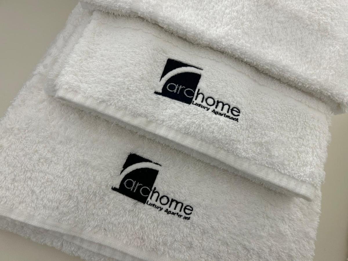 Archome Luxury Apartment Бриндизи Экстерьер фото