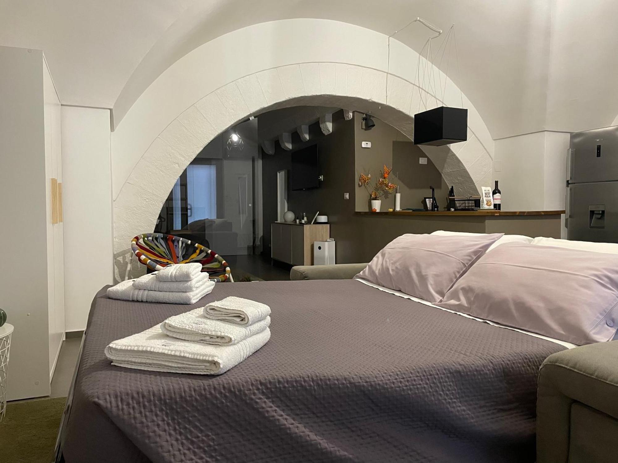 Archome Luxury Apartment Бриндизи Экстерьер фото