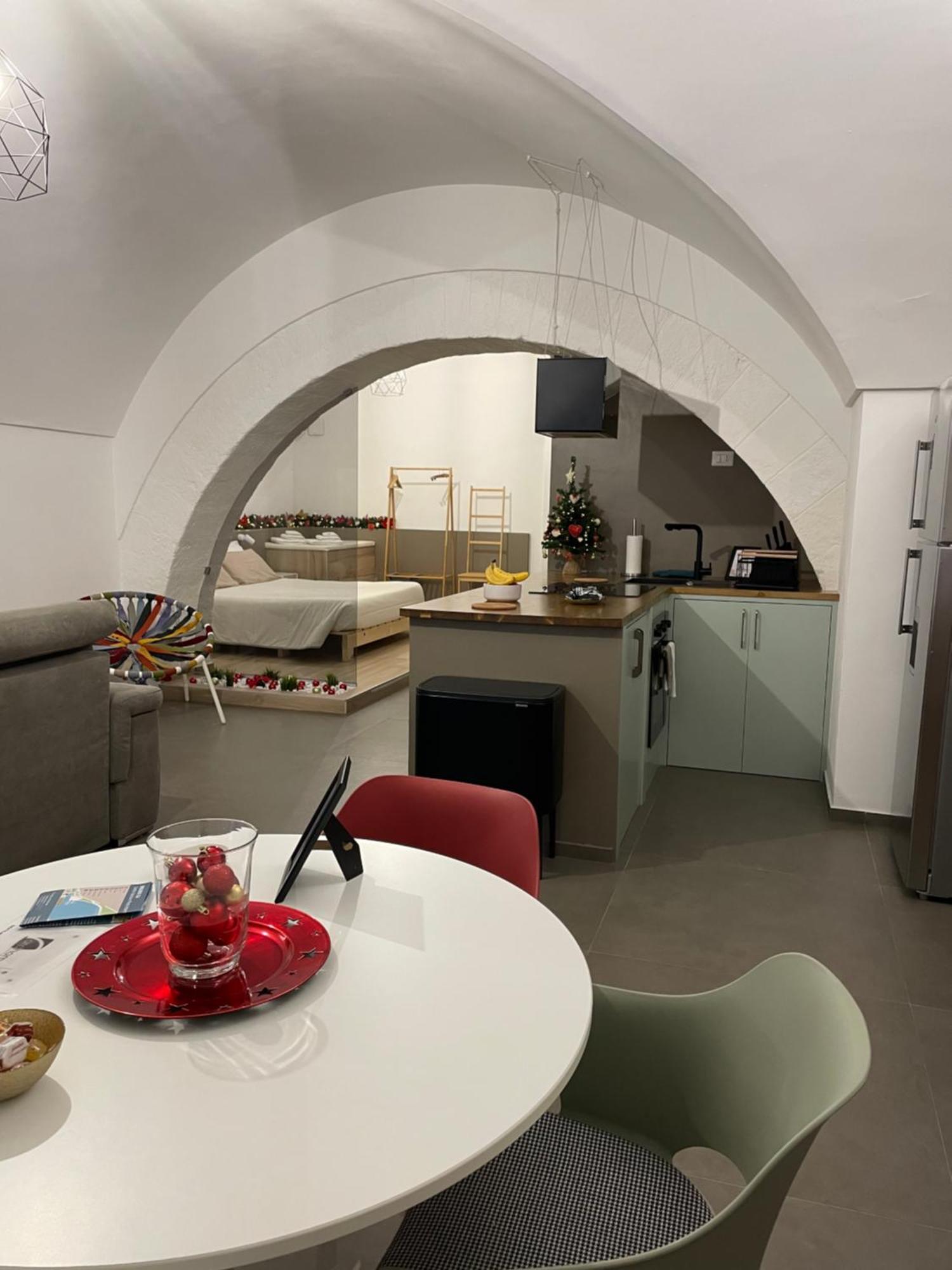 Archome Luxury Apartment Бриндизи Экстерьер фото